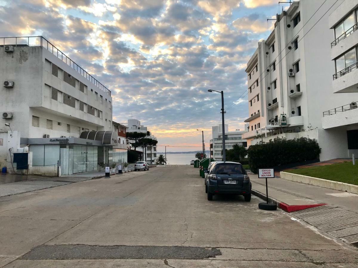 Simon Bolivar, Peninsula Punta del Este Kültér fotó